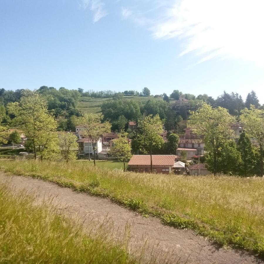 Casa Appartamento Vacanze La Fermata Delle Rondini Castello di Annone Extérieur photo
