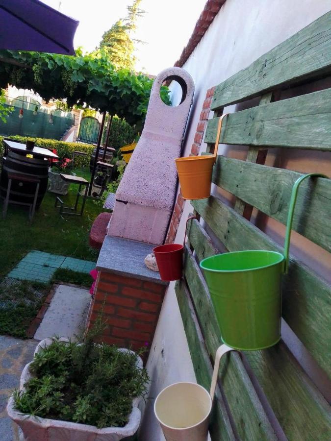 Casa Appartamento Vacanze La Fermata Delle Rondini Castello di Annone Extérieur photo