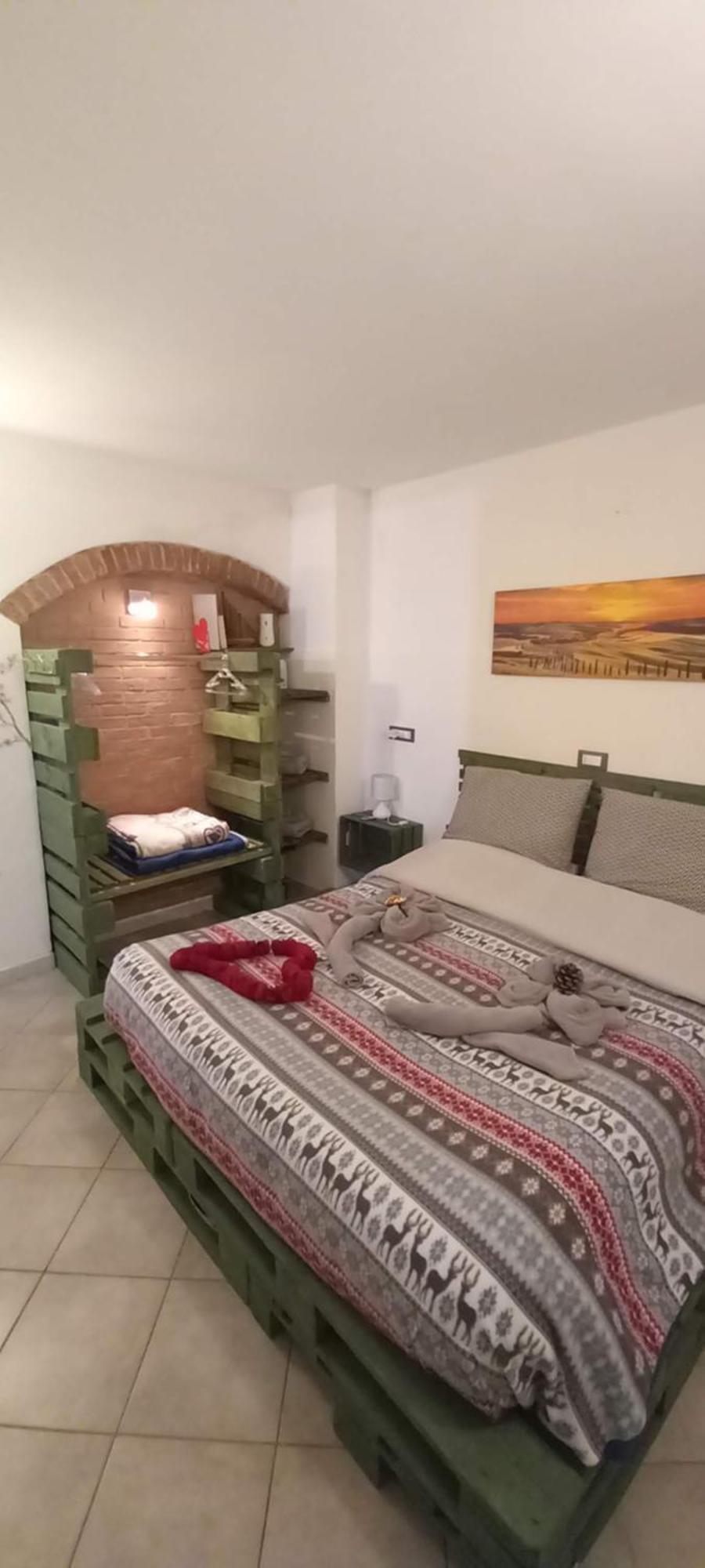 Casa Appartamento Vacanze La Fermata Delle Rondini Castello di Annone Extérieur photo